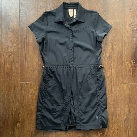 Indygena/Indyeva Emma Athletic Dress With Shorts. Medium. - Picture 10 of 15